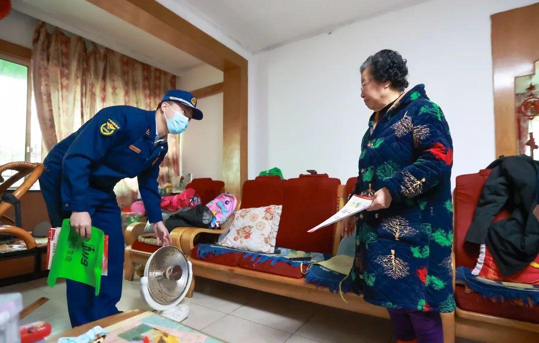 生活常识报警求助安全案例_益阳市报警求助网_生活常识报警求助安全案例