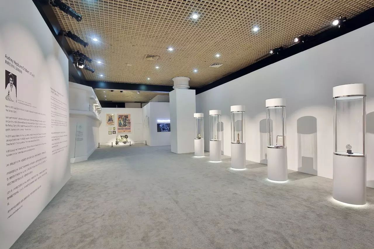 凯瑟琳赫本+奥黛丽赫本_凯瑟琳赫本和奥黛丽赫本_奥黛丽赫本展会