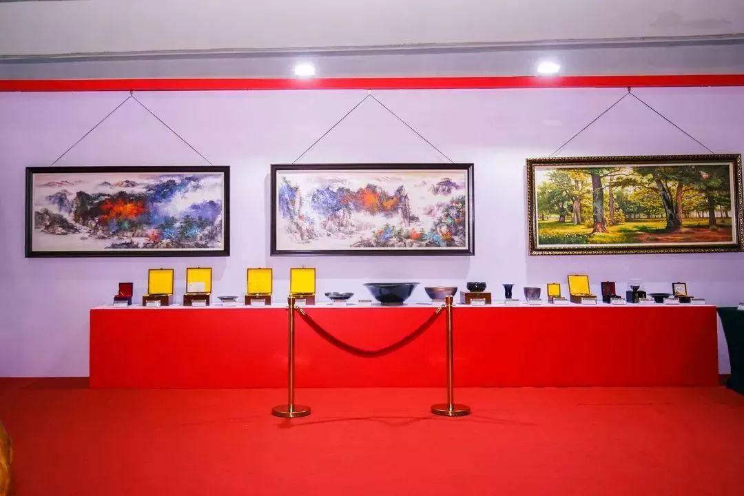 2004北京国际旅游博览会承办单位_淄博国际陶瓷博览会人体彩会日志_玩博会2015 承办