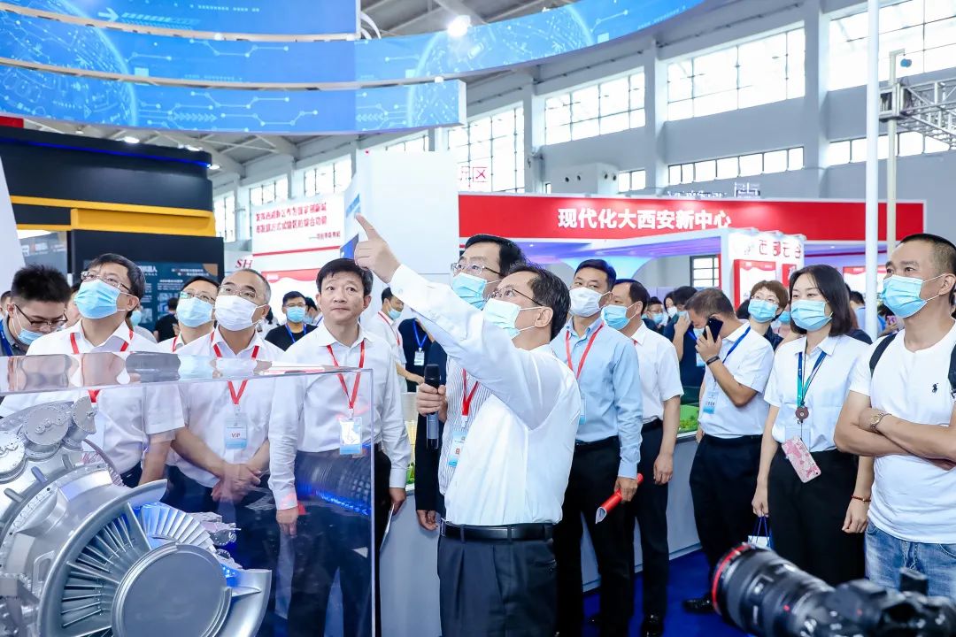 2016中国国际汽车制造业博览会_中国演员演的外国电影援交_2016年奖门人播放时间