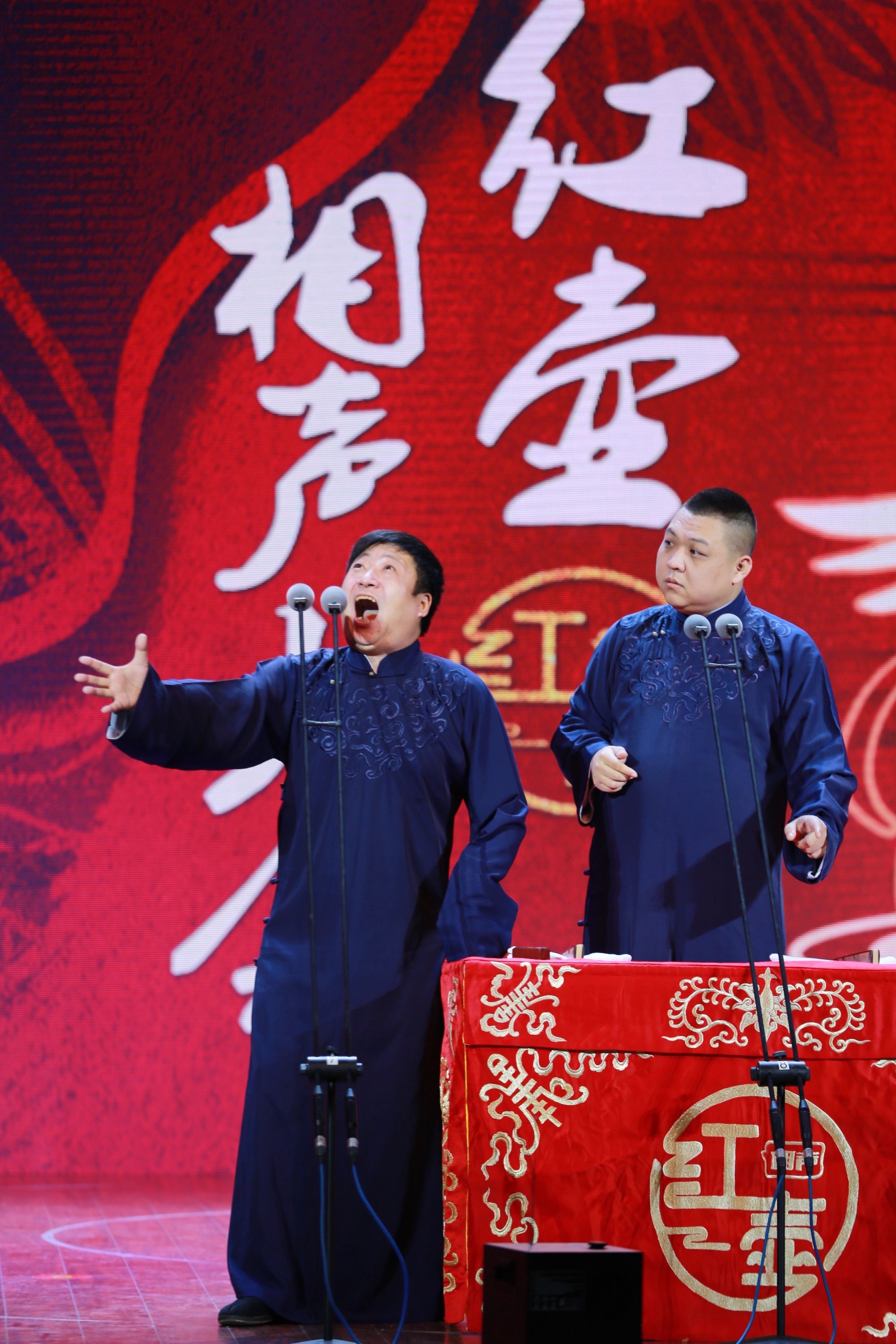 当今社会热点话题_当今时事政治热点_今年的热点社会话题